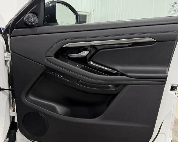 Білий Ленд Ровер Рендж Ровер Евок, об'ємом двигуна 2 л та пробігом 59 тис. км за 25999 $, фото 40 на Automoto.ua