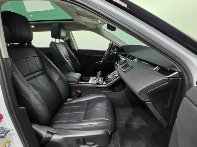 Білий Ленд Ровер Рендж Ровер Евок, об'ємом двигуна 2 л та пробігом 65 тис. км за 21000 $, фото 11 на Automoto.ua