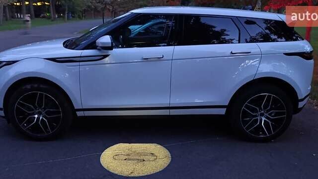 Белый Ленд Ровер Рендж Ровер Эвок, объемом двигателя 2 л и пробегом 55 тыс. км за 41800 $, фото 16 на Automoto.ua