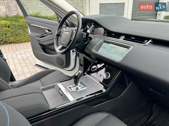 Белый Ленд Ровер Рендж Ровер Эвок, объемом двигателя 2 л и пробегом 40 тыс. км за 30950 $, фото 66 на Automoto.ua