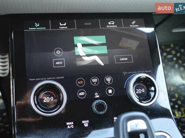 Білий Ленд Ровер Рендж Ровер Евок, об'ємом двигуна 2 л та пробігом 70 тис. км за 33900 $, фото 37 на Automoto.ua