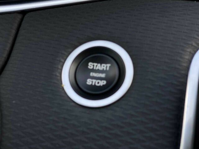 Белый Ленд Ровер Рендж Ровер Эвок, объемом двигателя 2 л и пробегом 55 тыс. км за 38490 $, фото 23 на Automoto.ua