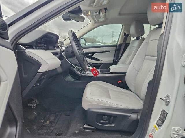 Белый Ленд Ровер Рендж Ровер Эвок, объемом двигателя 2 л и пробегом 87 тыс. км за 10150 $, фото 6 на Automoto.ua