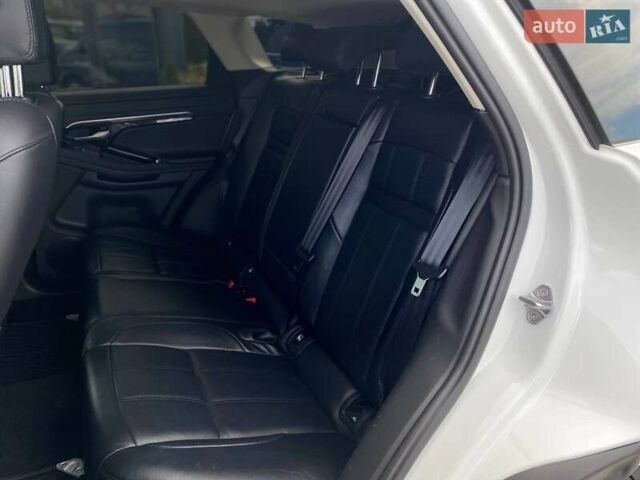 Білий Ленд Ровер Рендж Ровер Евок, об'ємом двигуна 2 л та пробігом 55 тис. км за 38490 $, фото 18 на Automoto.ua