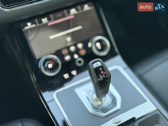 Білий Ленд Ровер Рендж Ровер Евок, об'ємом двигуна 2 л та пробігом 42 тис. км за 33000 $, фото 29 на Automoto.ua