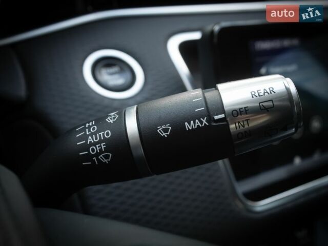 Белый Ленд Ровер Рендж Ровер Эвок, объемом двигателя 2 л и пробегом 88 тыс. км за 28000 $, фото 32 на Automoto.ua