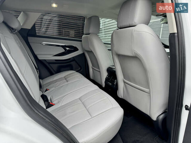 Ленд Ровер Рендж Ровер Евок 2020 у Києві на Automoto.ua Білий Ленд Ровер Рендж Ровер Евок, об'ємом двигуна 2 л та пробігом 68 тис. км за 36900 $, фото 29 на Automoto.ua