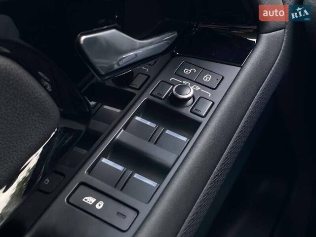 Білий Ленд Ровер Рендж Ровер Евок, об'ємом двигуна 2 л та пробігом 55 тис. км за 38490 $, фото 27 на Automoto.ua