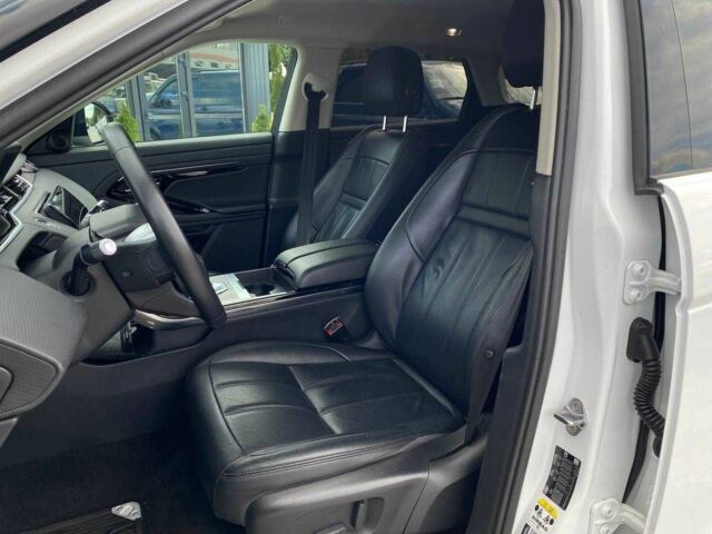 Белый Ленд Ровер Рендж Ровер Эвок, объемом двигателя 2 л и пробегом 55 тыс. км за 38490 $, фото 9 на Automoto.ua