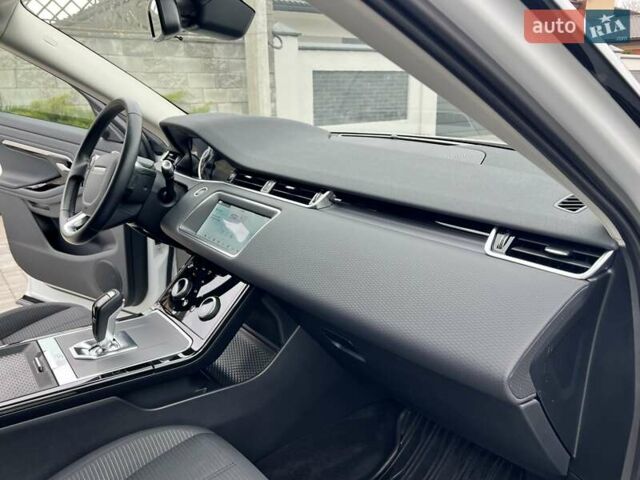 Белый Ленд Ровер Рендж Ровер Эвок, объемом двигателя 2 л и пробегом 40 тыс. км за 30950 $, фото 60 на Automoto.ua