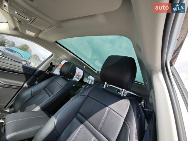 Белый Ленд Ровер Рендж Ровер Эвок, объемом двигателя 2 л и пробегом 63 тыс. км за 32500 $, фото 27 на Automoto.ua