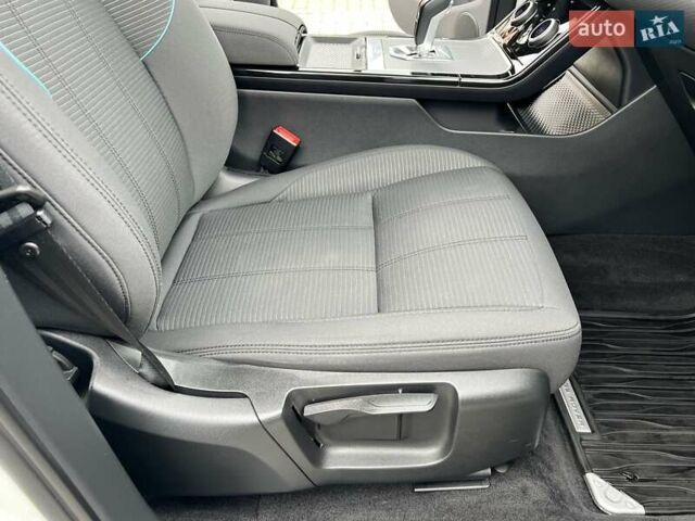 Белый Ленд Ровер Рендж Ровер Эвок, объемом двигателя 2 л и пробегом 40 тыс. км за 30950 $, фото 61 на Automoto.ua