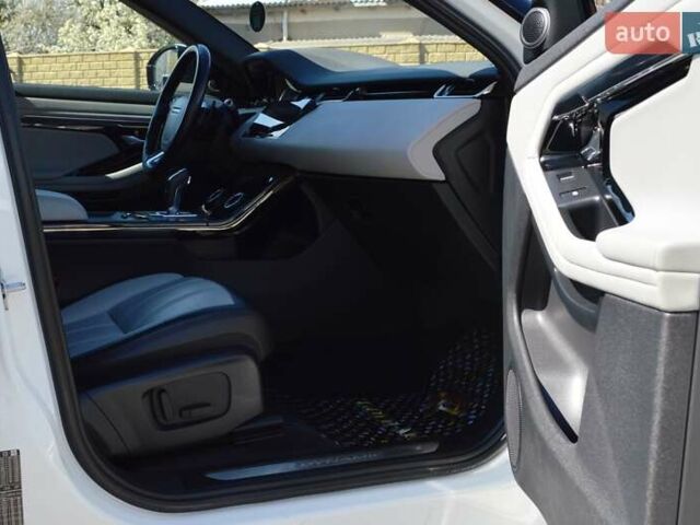 Білий Ленд Ровер Рендж Ровер Евок, об'ємом двигуна 2 л та пробігом 70 тис. км за 33900 $, фото 38 на Automoto.ua