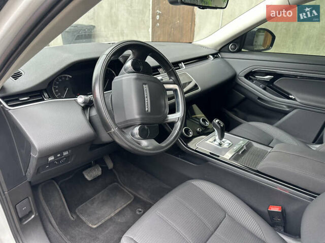 Белый Ленд Ровер Рендж Ровер Эвок, объемом двигателя 2 л и пробегом 88 тыс. км за 30500 $, фото 9 на Automoto.ua