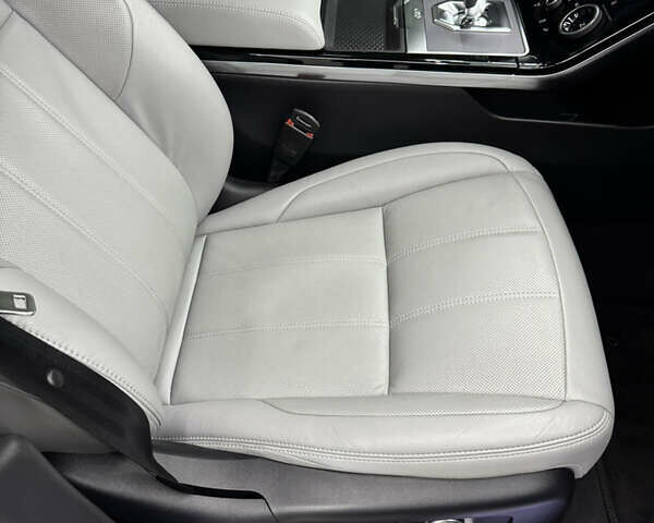 Білий Ленд Ровер Рендж Ровер Евок, об'ємом двигуна 2 л та пробігом 37 тис. км за 46000 $, фото 10 на Automoto.ua