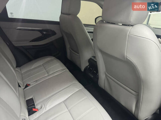 Білий Ленд Ровер Рендж Ровер Евок, об'ємом двигуна 2 л та пробігом 77 тис. км за 40900 $, фото 31 на Automoto.ua