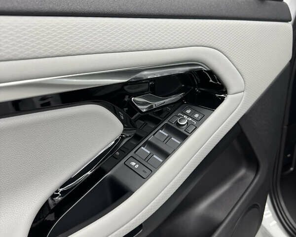 Білий Ленд Ровер Рендж Ровер Евок, об'ємом двигуна 2 л та пробігом 37 тис. км за 46000 $, фото 38 на Automoto.ua