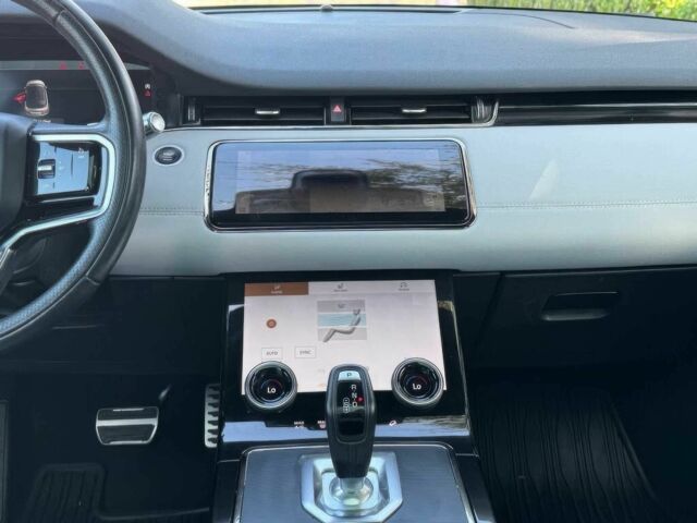 Белый Ленд Ровер Рендж Ровер Эвок, объемом двигателя 2 л и пробегом 13 тыс. км за 13000 $, фото 8 на Automoto.ua