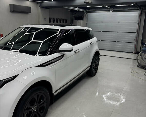 Білий Ленд Ровер Рендж Ровер Евок, об'ємом двигуна 2 л та пробігом 37 тис. км за 46000 $, фото 42 на Automoto.ua