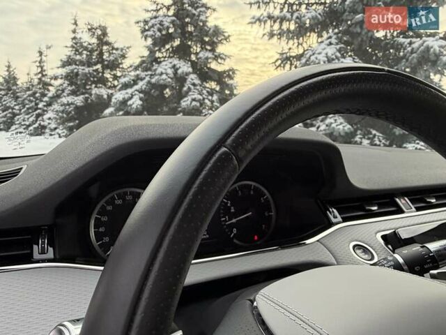 Білий Ленд Ровер Рендж Ровер Евок, об'ємом двигуна 2 л та пробігом 40 тис. км за 46000 $, фото 26 на Automoto.ua