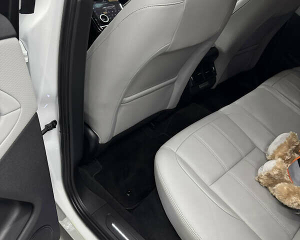 Білий Ленд Ровер Рендж Ровер Евок, об'ємом двигуна 2 л та пробігом 37 тис. км за 46000 $, фото 24 на Automoto.ua