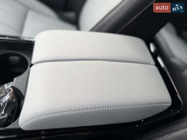 Білий Ленд Ровер Рендж Ровер Евок, об'ємом двигуна 2 л та пробігом 40 тис. км за 46000 $, фото 41 на Automoto.ua