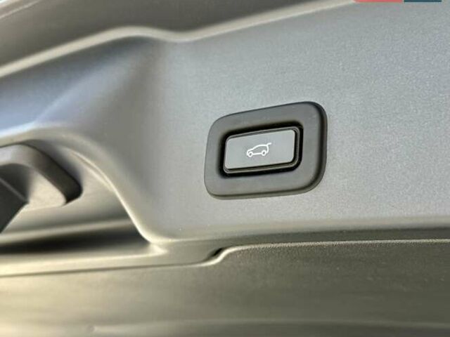 Білий Ленд Ровер Рендж Ровер Евок, об'ємом двигуна 2 л та пробігом 72 тис. км за 41500 $, фото 13 на Automoto.ua