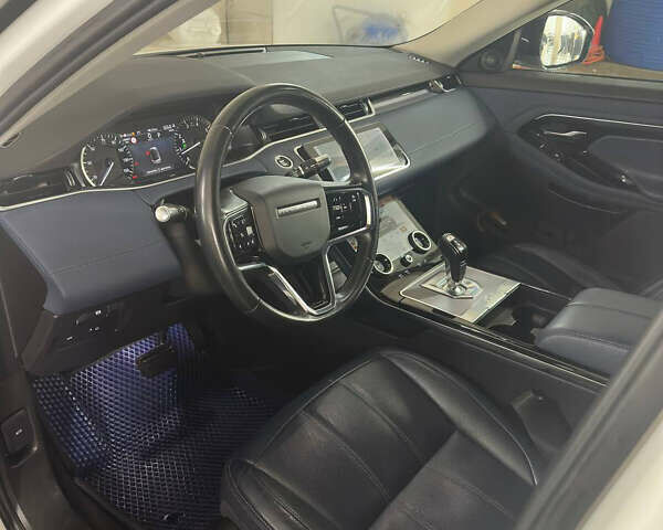 Белый Ленд Ровер Рендж Ровер Эвок, объемом двигателя 2 л и пробегом 49 тыс. км за 37300 $, фото 9 на Automoto.ua