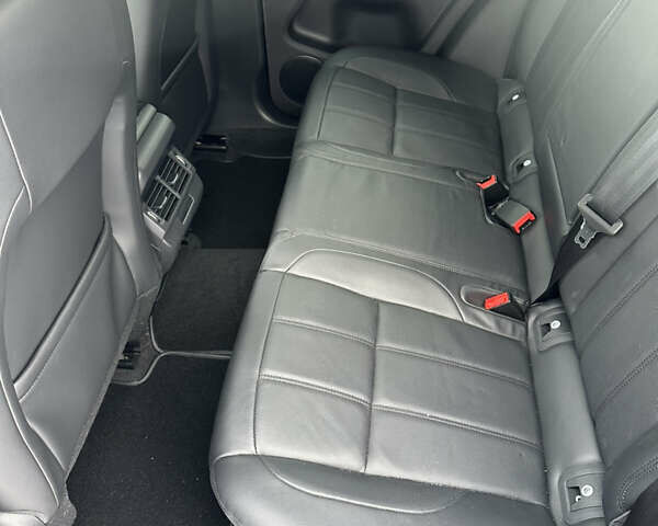 Білий Ленд Ровер Рендж Ровер Евок, об'ємом двигуна 2 л та пробігом 76 тис. км за 34999 $, фото 9 на Automoto.ua