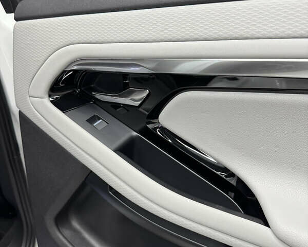 Білий Ленд Ровер Рендж Ровер Евок, об'ємом двигуна 2 л та пробігом 37 тис. км за 46000 $, фото 13 на Automoto.ua