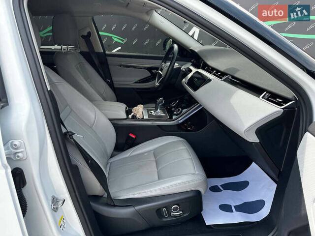 Білий Ленд Ровер Рендж Ровер Евок, об'ємом двигуна 2 л та пробігом 49 тис. км за 41999 $, фото 14 на Automoto.ua