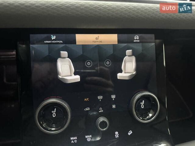 Білий Ленд Ровер Рендж Ровер Евок, об'ємом двигуна 2 л та пробігом 77 тис. км за 40900 $, фото 25 на Automoto.ua