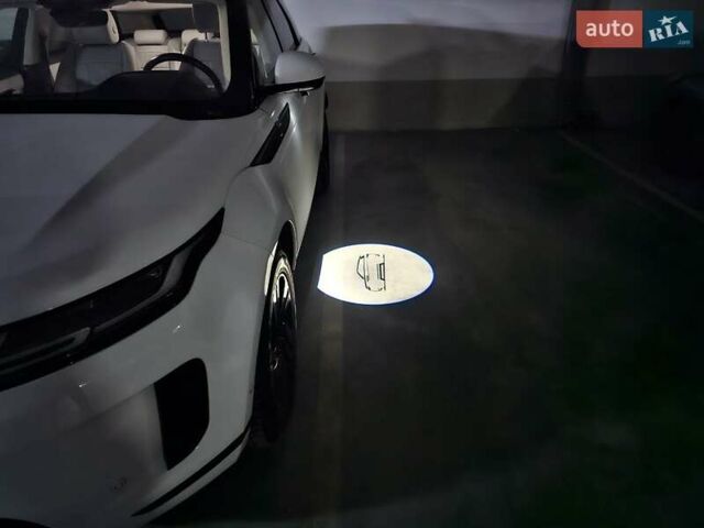 Ленд Ровер Рендж Ровер Евок 2021 у Києві на Automoto.ua Білий Ленд Ровер Рендж Ровер Евок, об'ємом двигуна 2 л та пробігом 72 тис. км за 45000 $, фото 18 на Automoto.ua