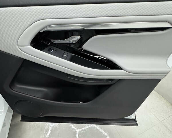 Білий Ленд Ровер Рендж Ровер Евок, об'ємом двигуна 2 л та пробігом 37 тис. км за 46000 $, фото 6 на Automoto.ua