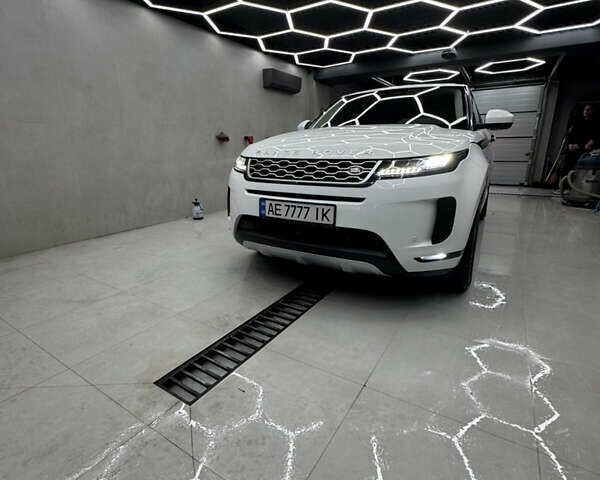 Білий Ленд Ровер Рендж Ровер Евок, об'ємом двигуна 2 л та пробігом 37 тис. км за 46000 $, фото 1 на Automoto.ua