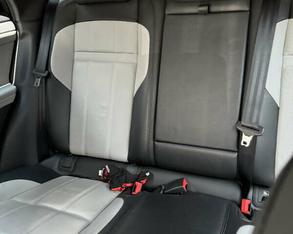 Белый Ленд Ровер Рендж Ровер Эвок, объемом двигателя 0 л и пробегом 45 тыс. км за 48000 $, фото 14 на Automoto.ua