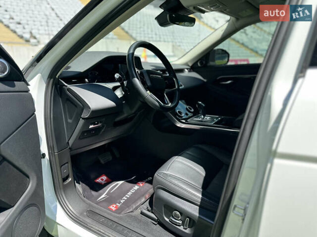 Ленд Ровер Рендж Ровер Эвок 2022 в Одессе на Automoto.ua Белый Ленд Ровер Рендж Ровер Эвок, объемом двигателя 2 л и пробегом 17 тыс. км за 39900 $, фото 35 на Automoto.ua