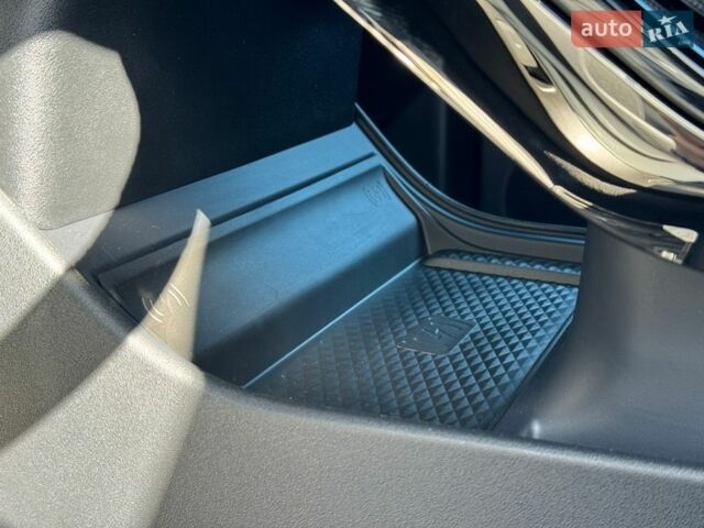 Белый Ленд Ровер Рендж Ровер Эвок, объемом двигателя 2 л и пробегом 21 тыс. км за 41999 $, фото 35 на Automoto.ua