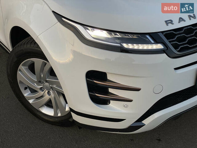 Белый Ленд Ровер Рендж Ровер Эвок, объемом двигателя 2 л и пробегом 41 тыс. км за 51990 $, фото 2 на Automoto.ua