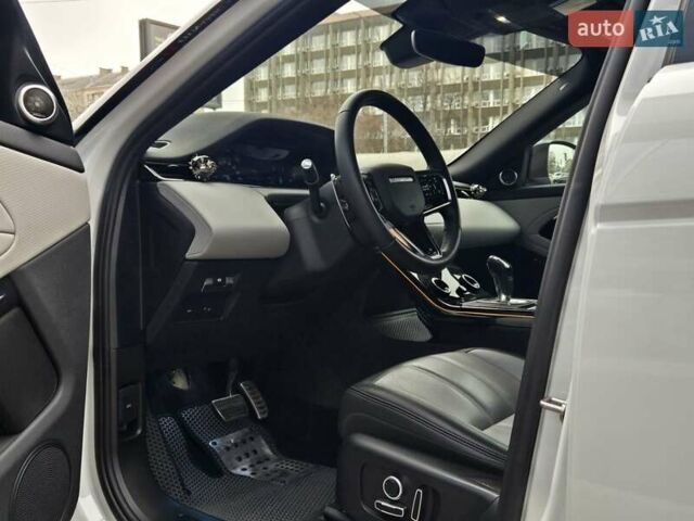 Білий Ленд Ровер Рендж Ровер Евок, об'ємом двигуна 2 л та пробігом 34 тис. км за 51800 $, фото 9 на Automoto.ua