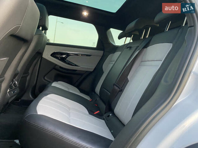 Белый Ленд Ровер Рендж Ровер Эвок, объемом двигателя 2 л и пробегом 41 тыс. км за 51990 $, фото 21 на Automoto.ua