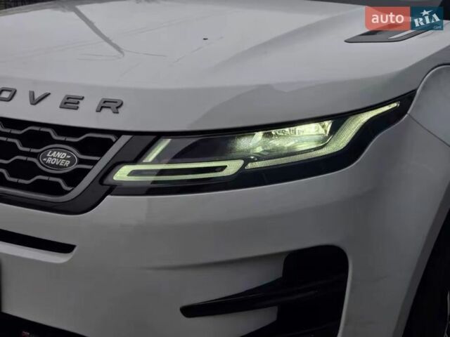 Белый Ленд Ровер Рендж Ровер Эвок, объемом двигателя 2 л и пробегом 34 тыс. км за 49900 $, фото 3 на Automoto.ua