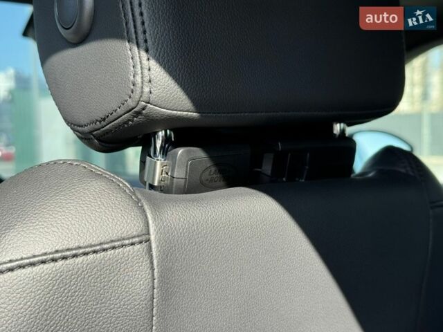 Белый Ленд Ровер Рендж Ровер Эвок, объемом двигателя 2 л и пробегом 21 тыс. км за 41999 $, фото 33 на Automoto.ua