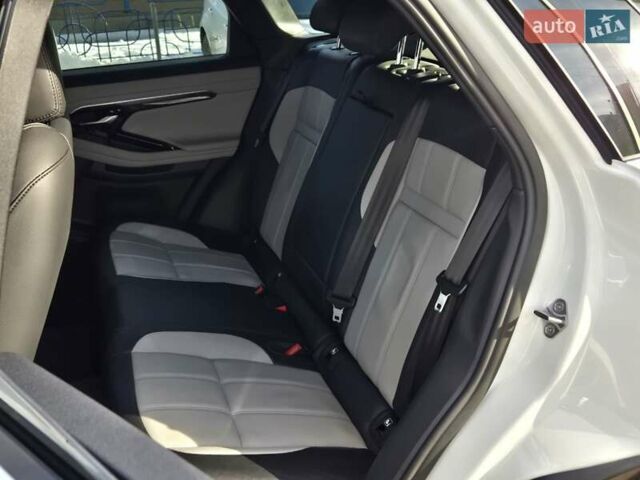 Белый Ленд Ровер Рендж Ровер Эвок, объемом двигателя 2 л и пробегом 34 тыс. км за 47900 $, фото 25 на Automoto.ua