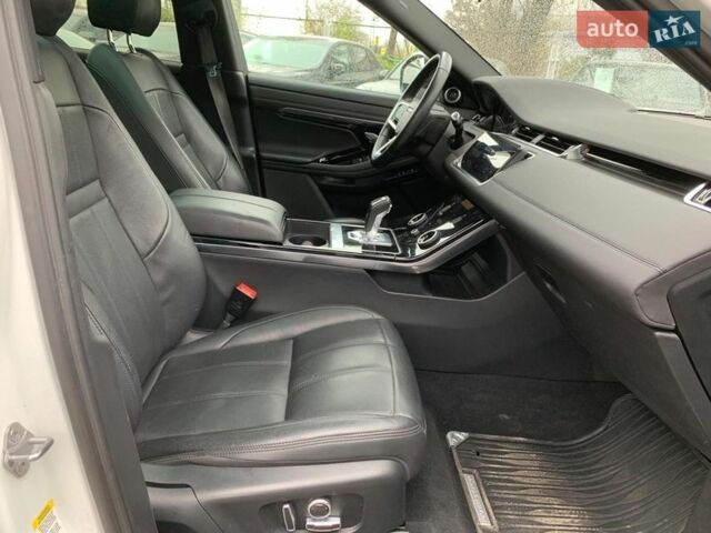 Белый Ленд Ровер Рендж Ровер Эвок, объемом двигателя 2 л и пробегом 84 тыс. км за 32940 $, фото 35 на Automoto.ua