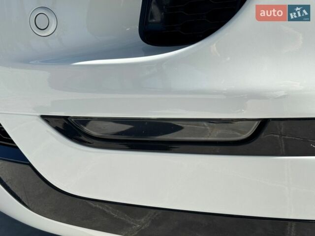 Белый Ленд Ровер Рендж Ровер Эвок, объемом двигателя 2 л и пробегом 21 тыс. км за 41999 $, фото 53 на Automoto.ua