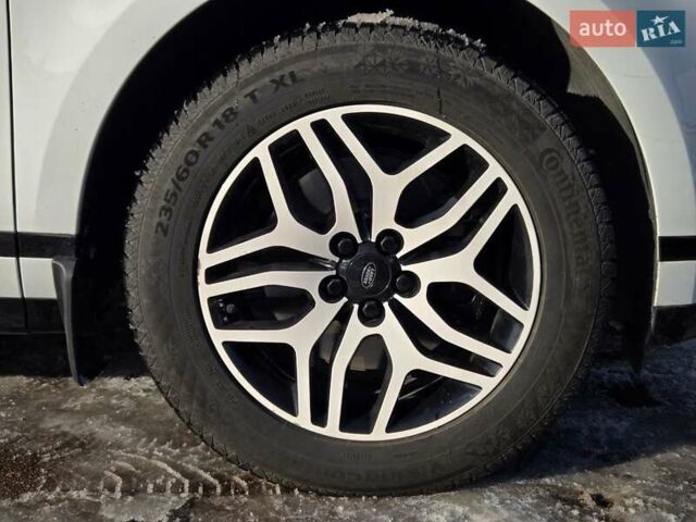 Білий Ленд Ровер Рендж Ровер Евок, об'ємом двигуна 2 л та пробігом 34 тис. км за 47900 $, фото 21 на Automoto.ua