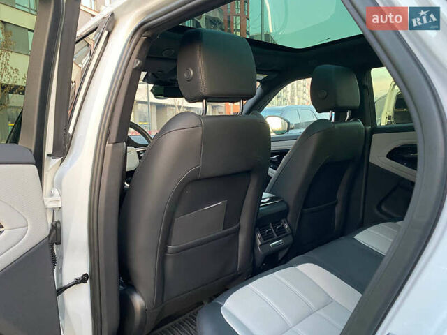 Білий Ленд Ровер Рендж Ровер Евок, об'ємом двигуна 2 л та пробігом 41 тис. км за 49500 $, фото 20 на Automoto.ua