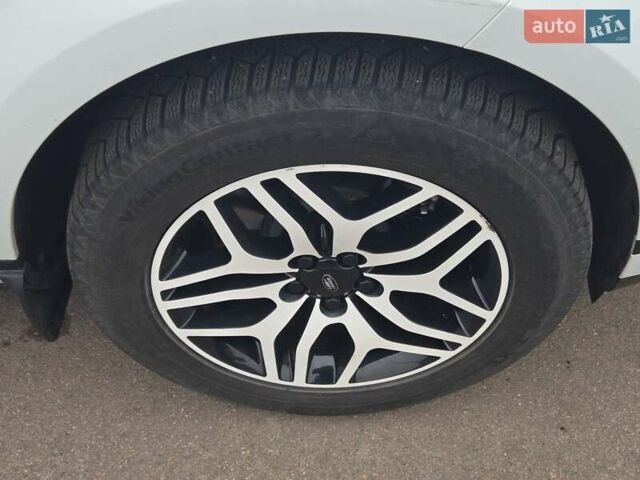 Білий Ленд Ровер Рендж Ровер Евок, об'ємом двигуна 2 л та пробігом 34 тис. км за 51800 $, фото 21 на Automoto.ua