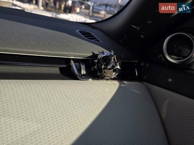 Білий Ленд Ровер Рендж Ровер Евок, об'ємом двигуна 2 л та пробігом 34 тис. км за 47900 $, фото 30 на Automoto.ua